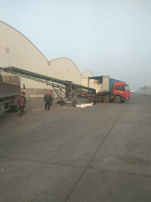 天津市榮誠鴻達飼料貿(mào)易 專業(yè)供應(yīng)優(yōu)質(zhì)進口花生餅及飼料批發(fā)